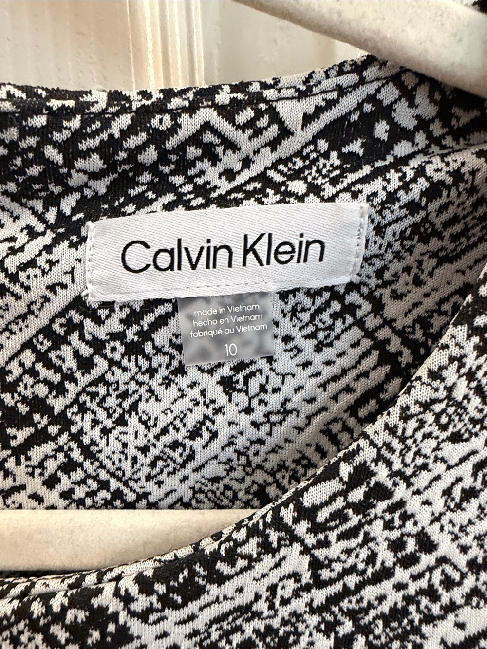 Calvin Klein Black and White Patterned Sleeveless Midi Dress - Picture 7 of 13